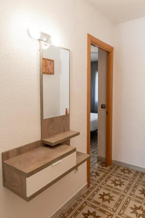 Sea Front Apart. 2 Pools / 1ª Linea. 2 Piscinas Apartment Segur de Calafell Bagian luar foto