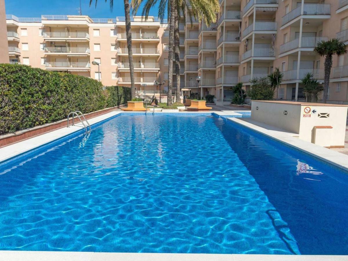 Sea Front Apart. 2 Pools / 1ª Linea. 2 Piscinas Apartment Segur de Calafell Bagian luar foto